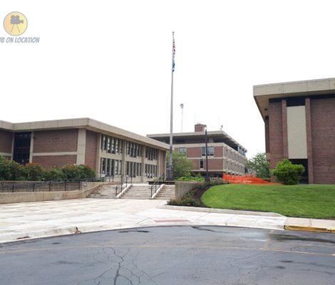 New Trier West High School