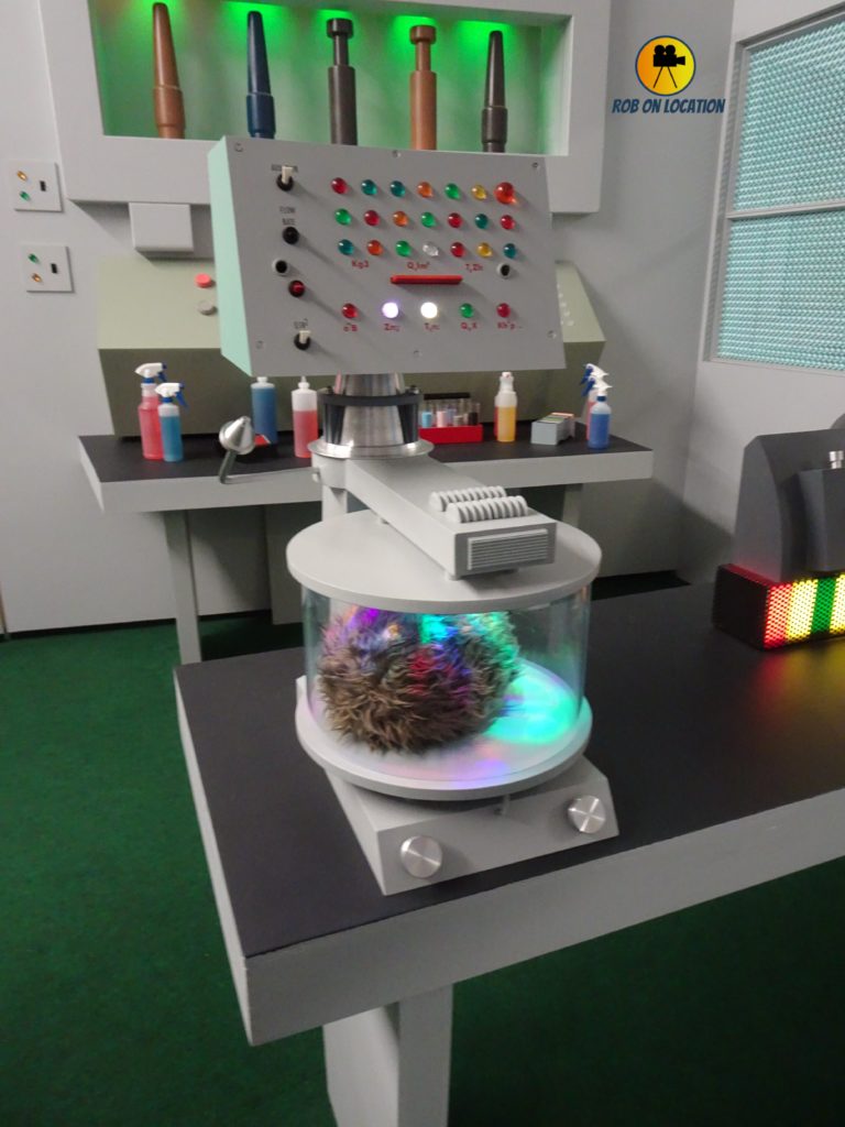 Star Trek set tour - science lab